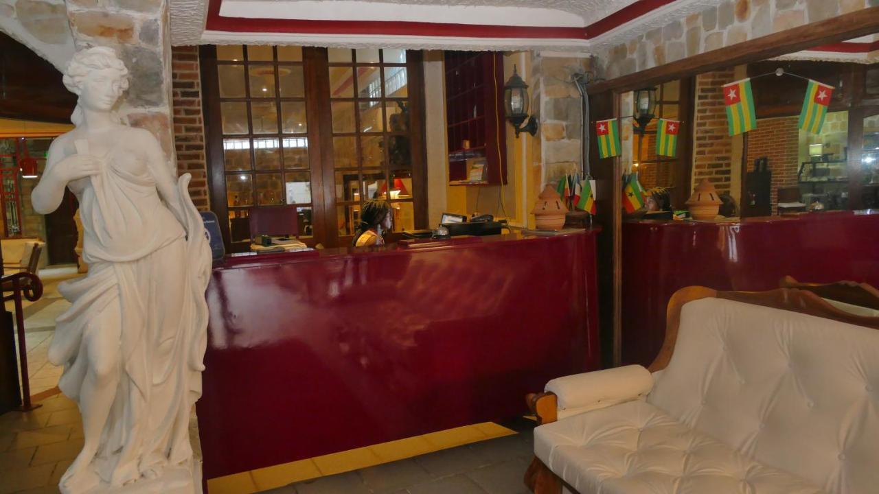 Résidence Hôtelière Océane Lomé Extérieur photo